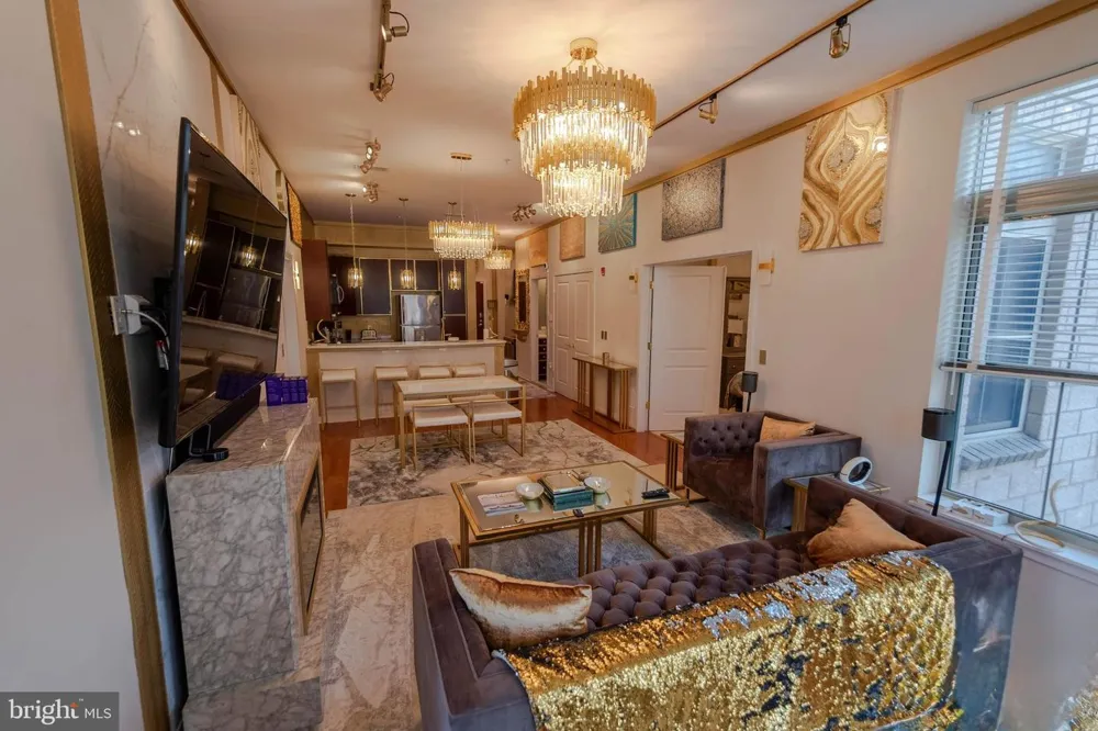 1209 CHARLES STREET #202 Baltimore, MD 21201