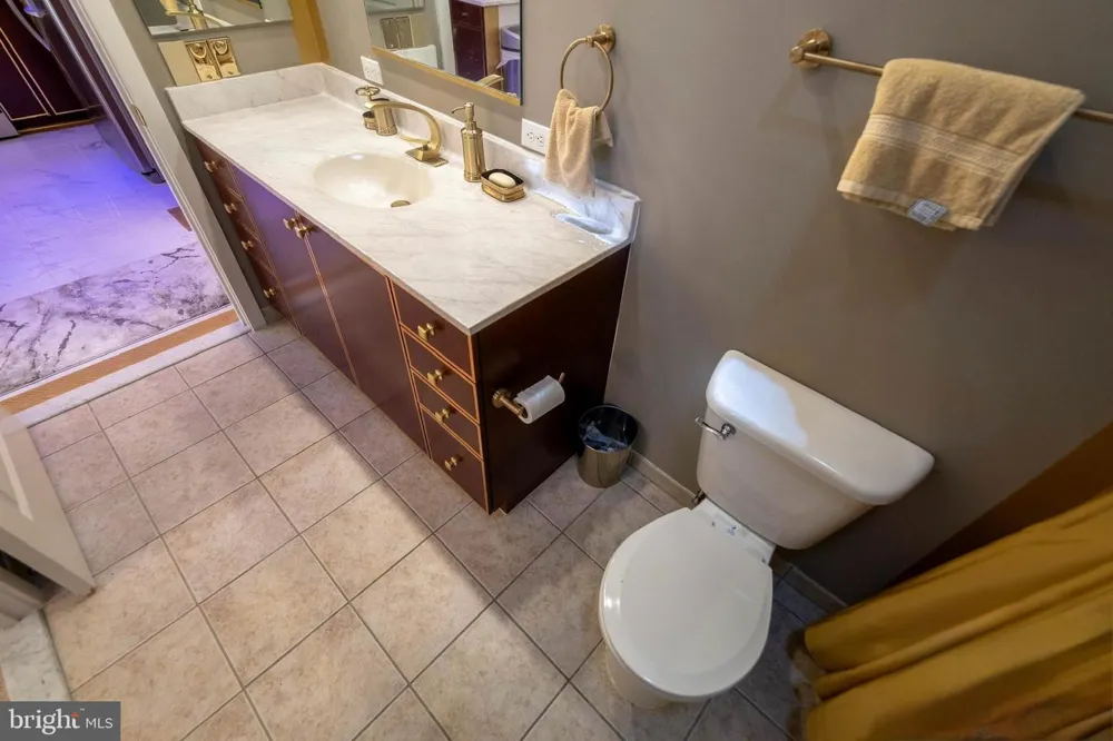 1209 CHARLES STREET #202 Baltimore, MD 21201