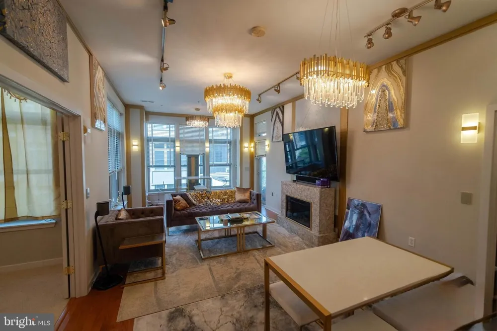1209 CHARLES STREET #202 Baltimore, MD 21201