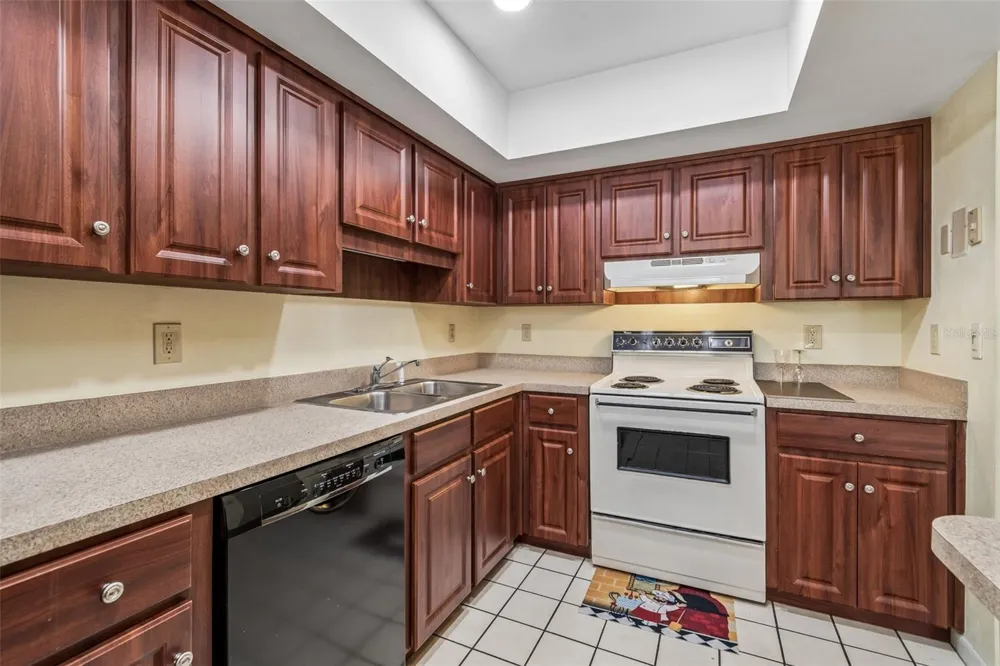 4243 OAK LOOP #35 Mulberry, FL 33860