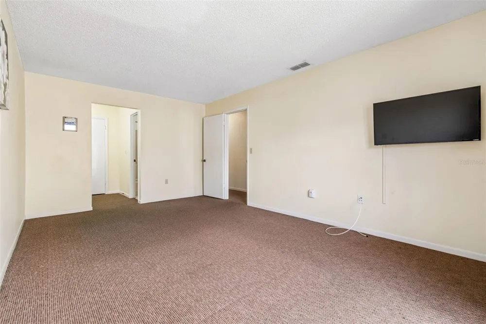 4243 OAK LOOP #35 Mulberry, FL 33860
