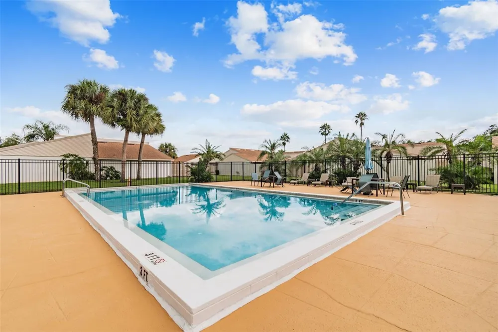 4243 OAK LOOP #35 Mulberry, FL 33860