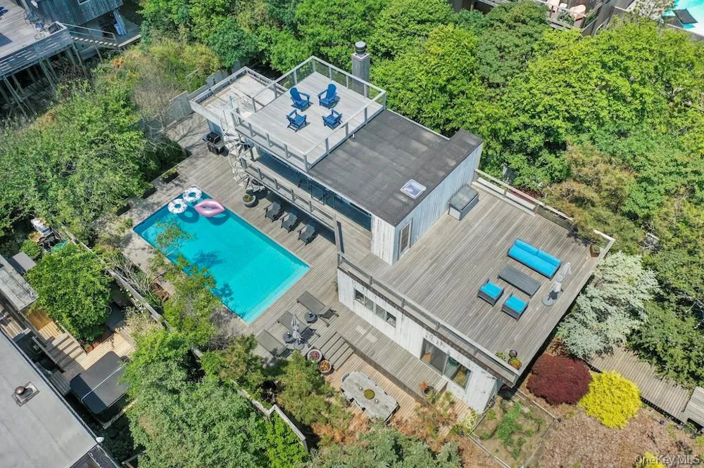 136 Beach Hill Walk Fire Island Pines, NY 11782