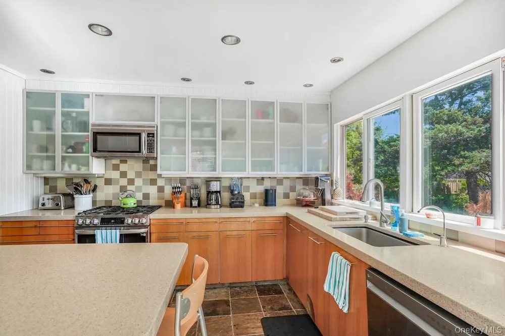 136 Beach Hill Walk Fire Island Pines, NY 11782