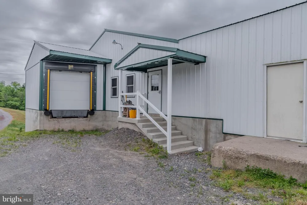 990 VISTA ROAD Pitman, PA 17964