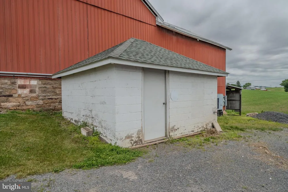 990 VISTA ROAD Pitman, PA 17964