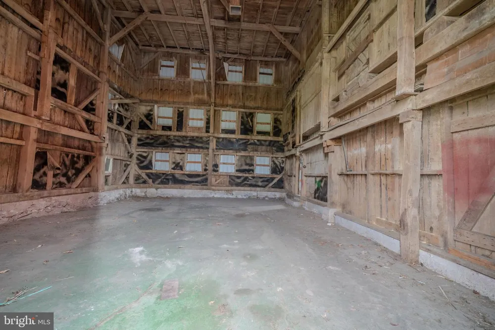 990 VISTA ROAD Pitman, PA 17964
