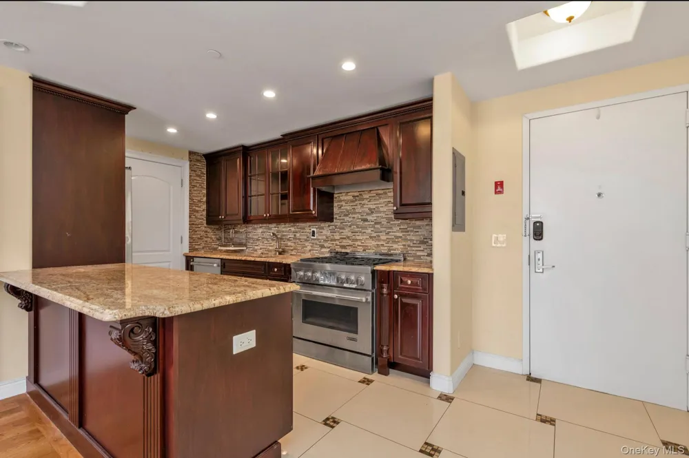 63-36 99th Street #D6 Rego Park, NY 11374