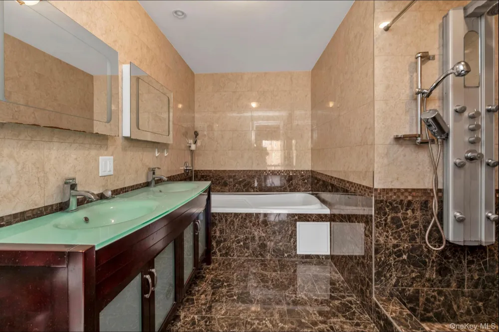 63-36 99th Street #D6 Rego Park, NY 11374