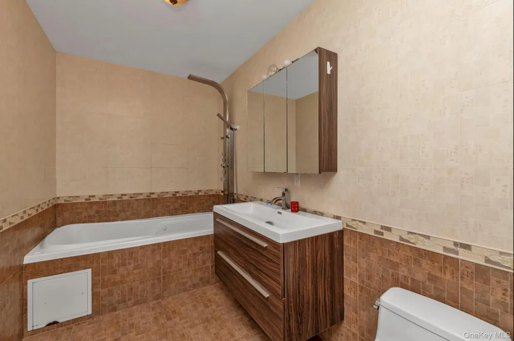 63-36 99th Street #D6 Rego Park, NY 11374