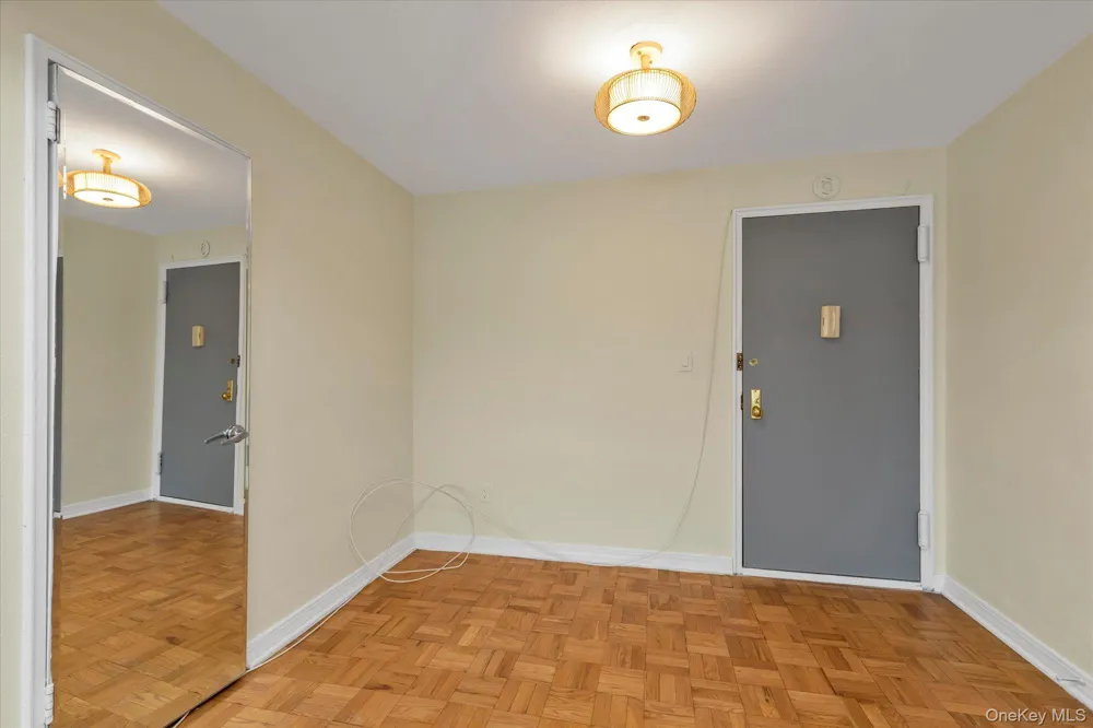 490 Atlantic Avenue #108 East Rockaway, NY 11518