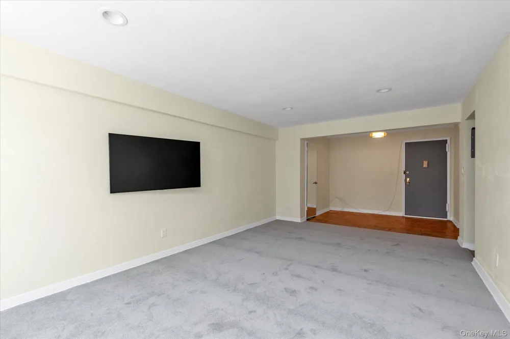 490 Atlantic Avenue #108 East Rockaway, NY 11518