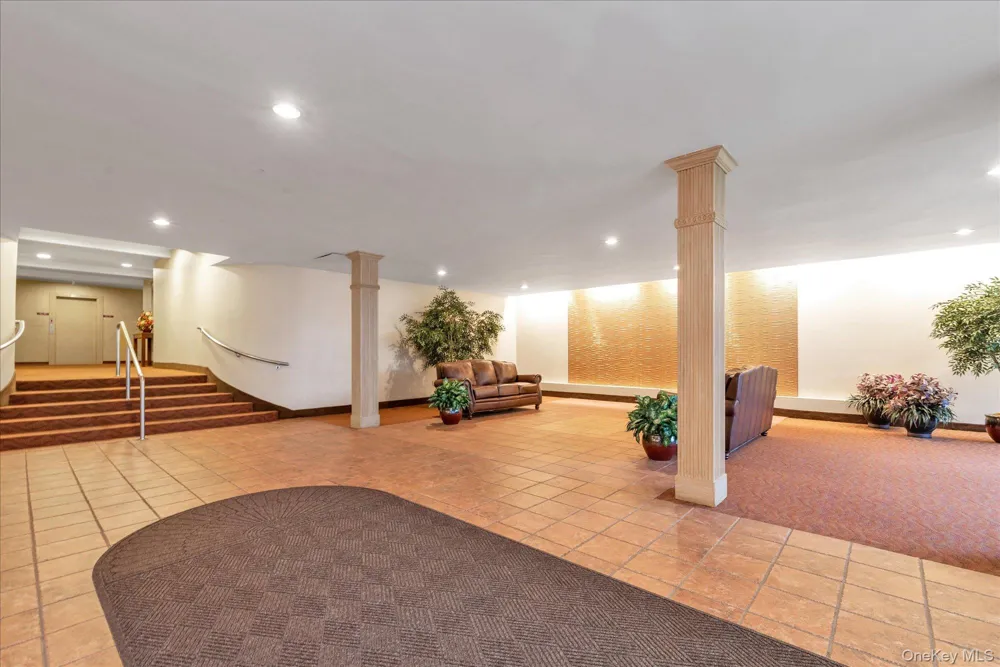 490 Atlantic Avenue #108 East Rockaway, NY 11518