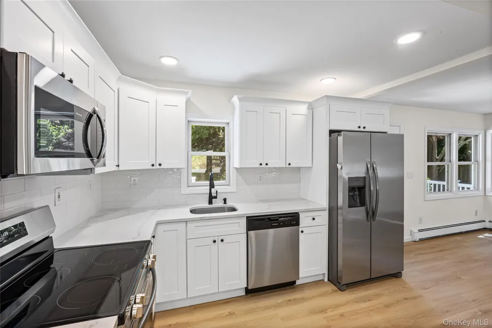 9 Phoenix Road Rocky Point, NY 11778