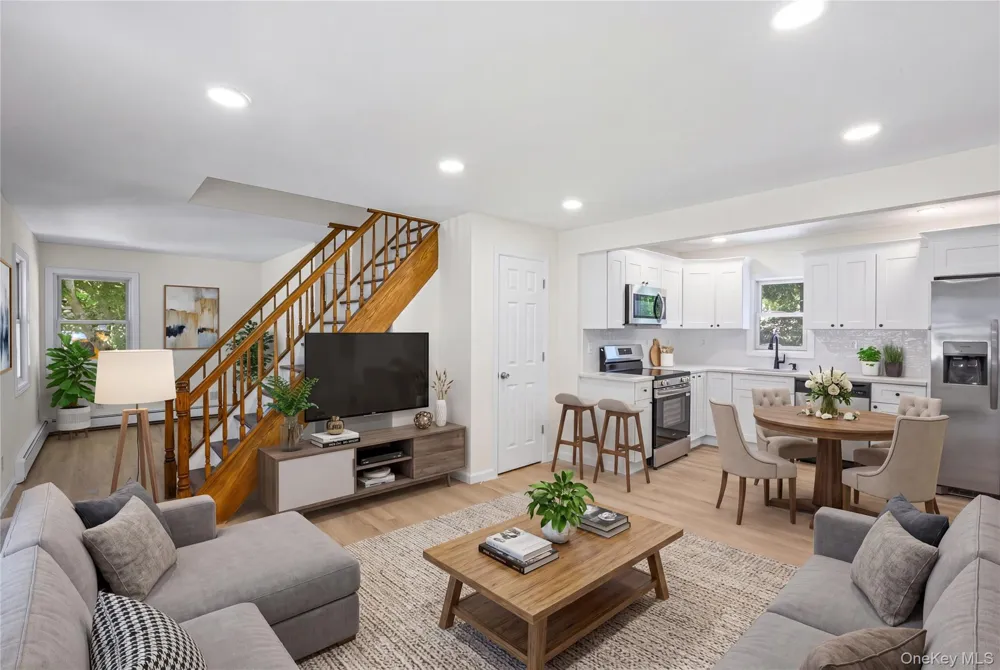 9 Phoenix Road Rocky Point, NY 11778