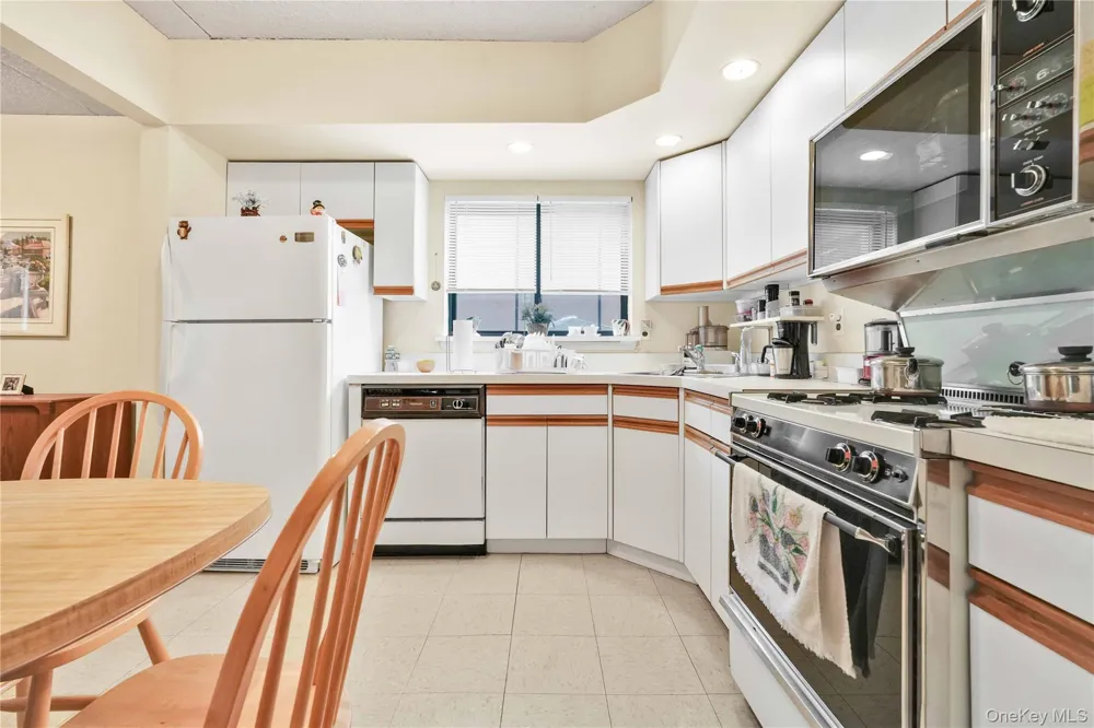 71-48 162nd Street #3 Fresh Meadows, NY 11365