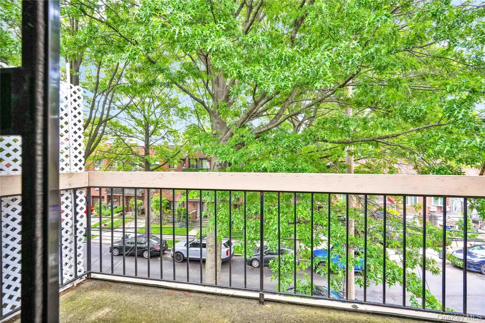 71-48 162nd Street #3 Fresh Meadows, NY 11365