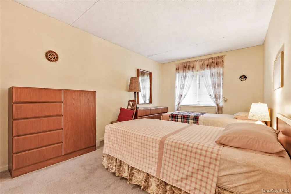 71-48 162nd Street #3 Fresh Meadows, NY 11365