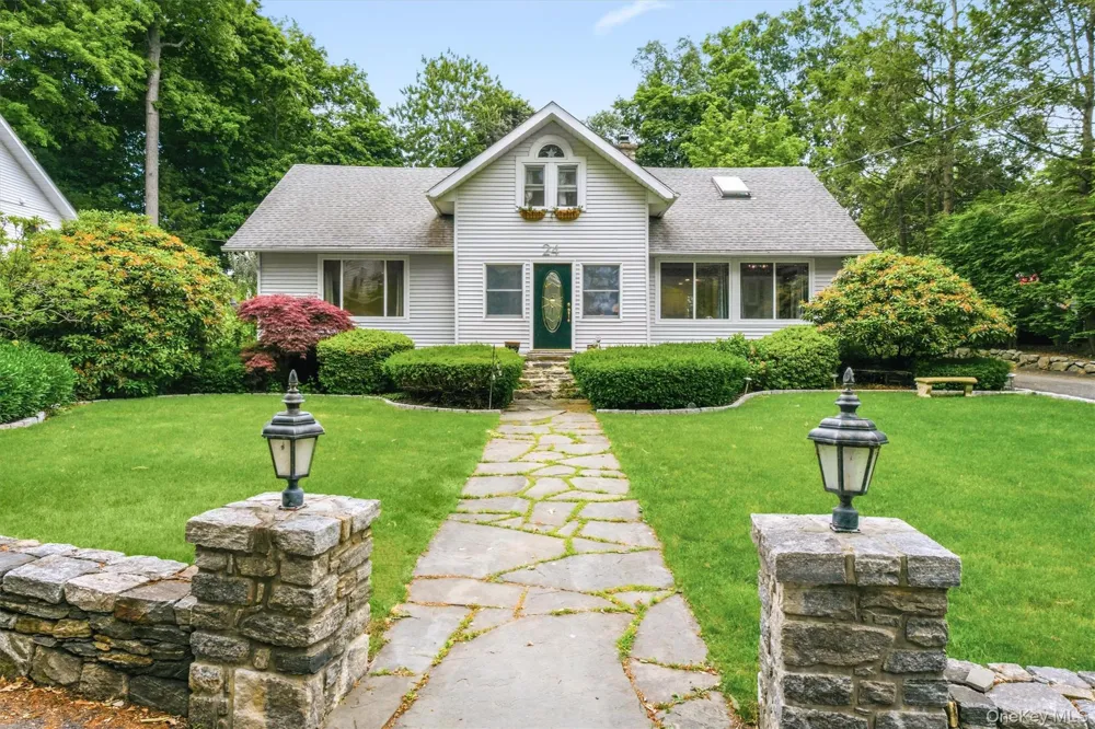 24 Tamarack Road Mahopac, NY 10541