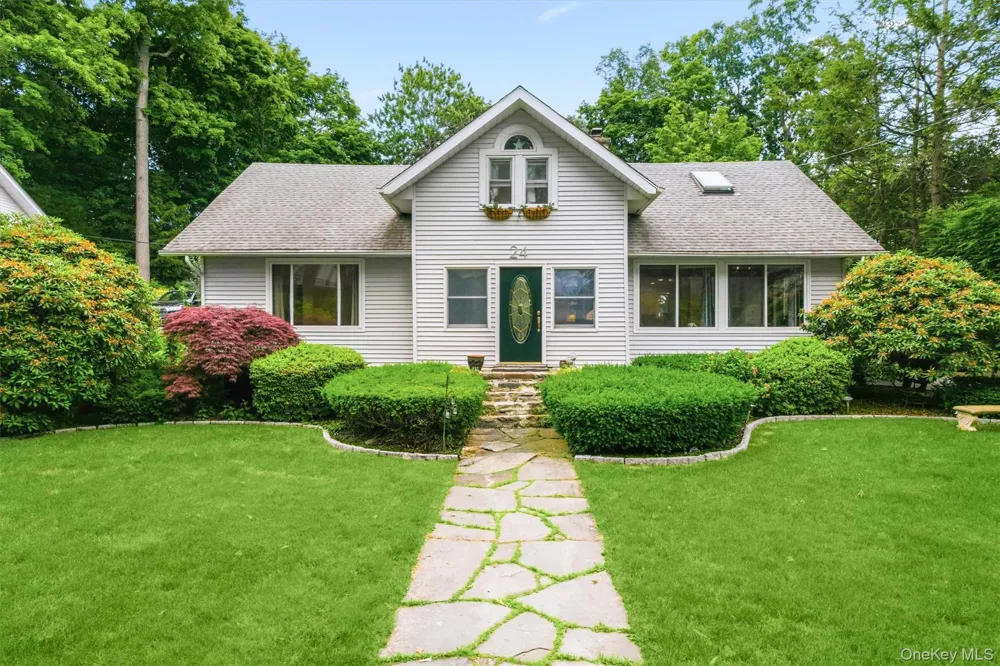 24 Tamarack Road Mahopac, NY 10541