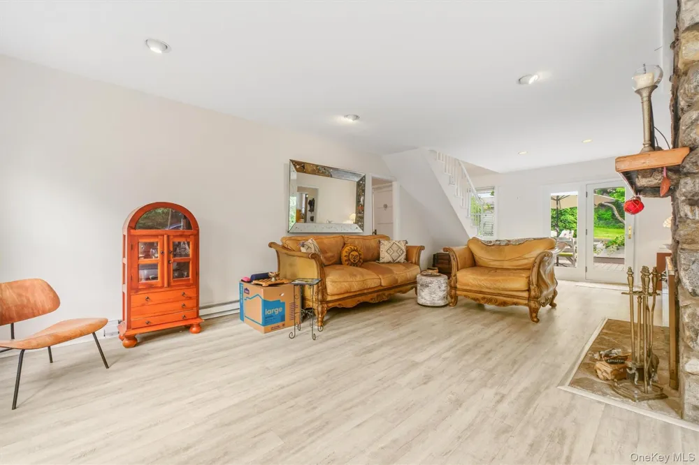 24 Tamarack Road Mahopac, NY 10541