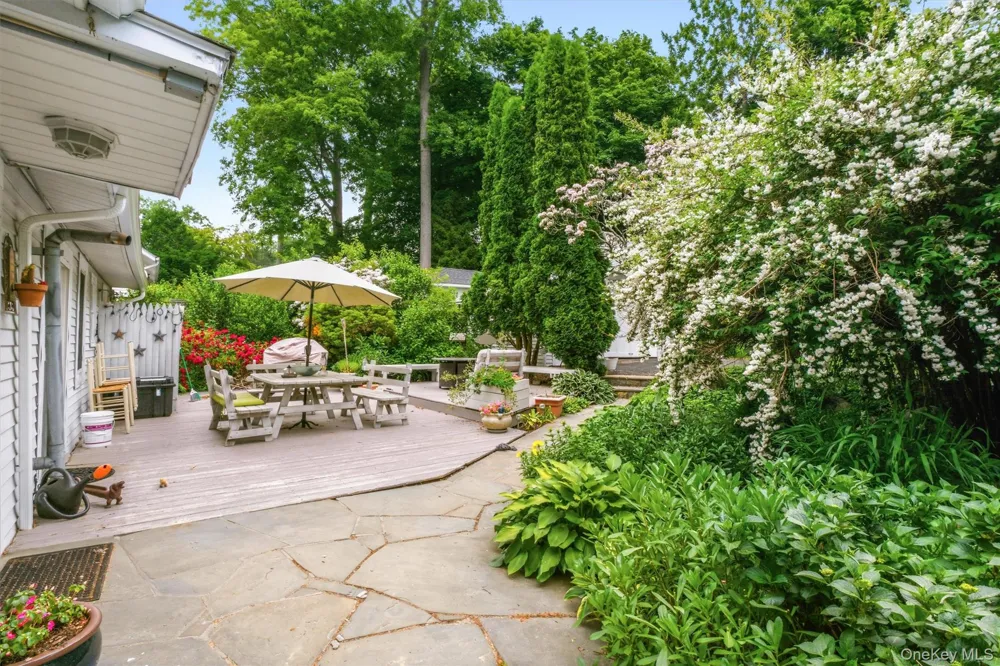 24 Tamarack Road Mahopac, NY 10541