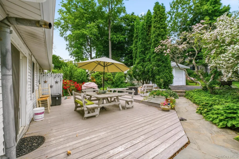24 Tamarack Road Mahopac, NY 10541
