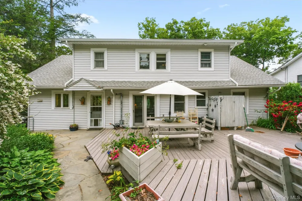 24 Tamarack Road Mahopac, NY 10541