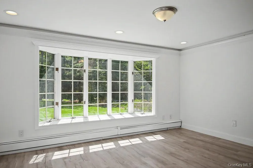 19 Englewood Terrace Mahopac, NY 10541