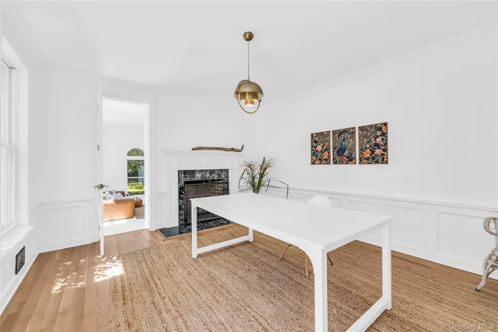 68 S Howells Point Road Bellport Village, NY 11713
