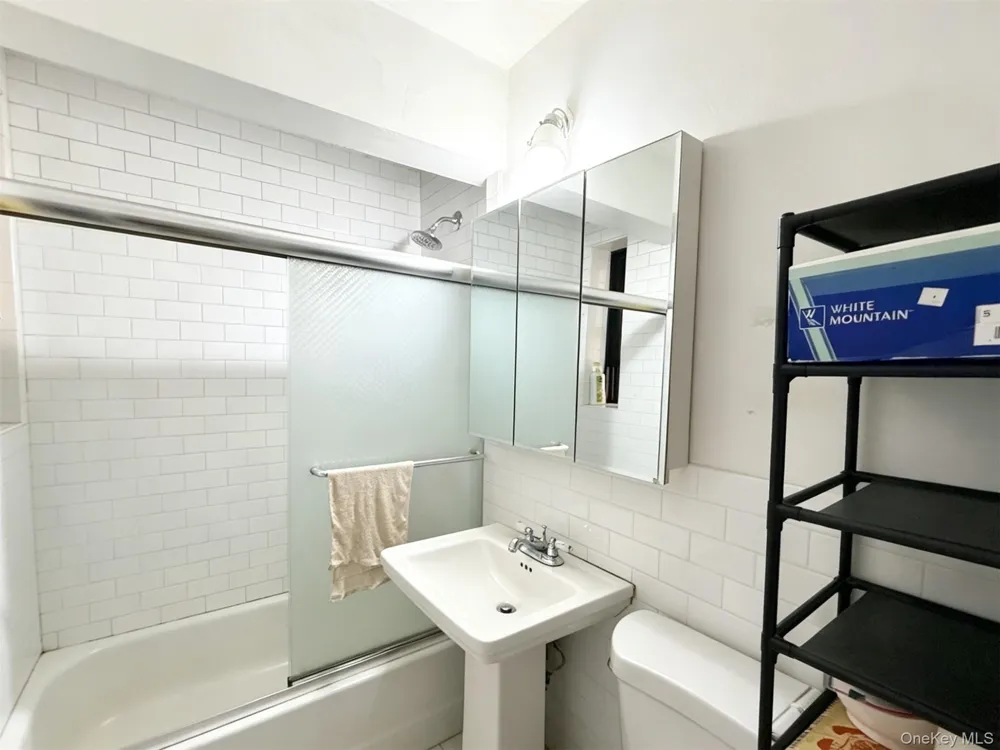 150-29 72nd Road #3A Flushing, NY 11367