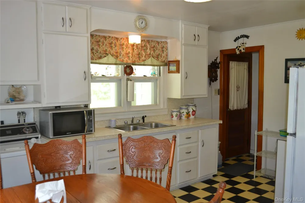 549 Gavette Road Roscoe, NY 12776
