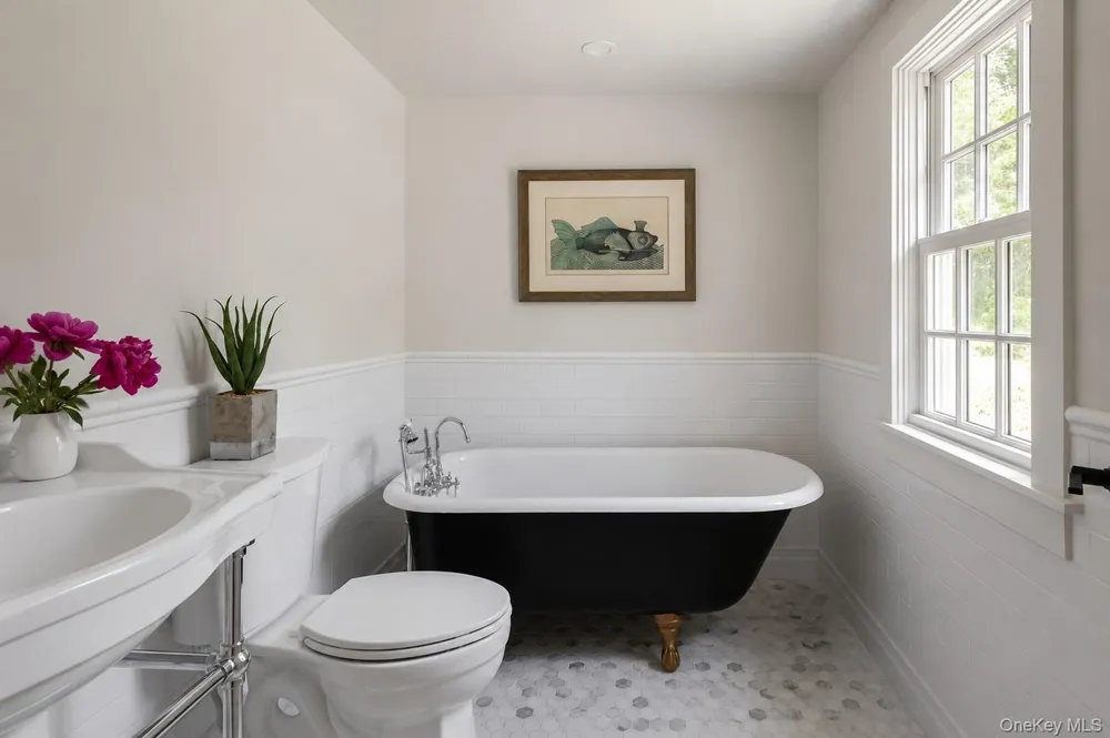 275 Pitts Road Chatham, NY 12136