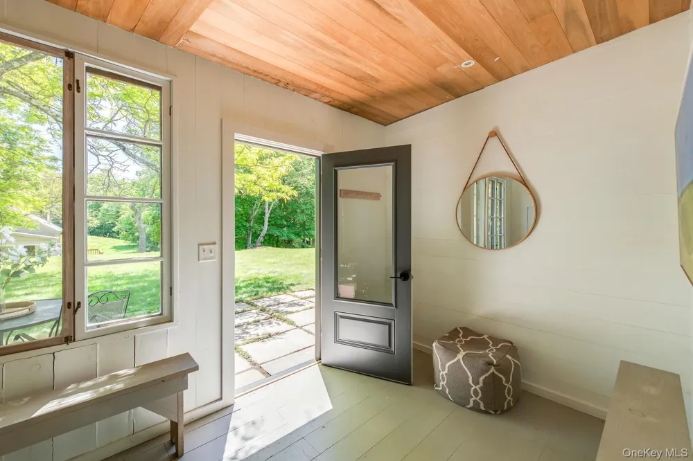 275 Pitts Road Chatham, NY 12136