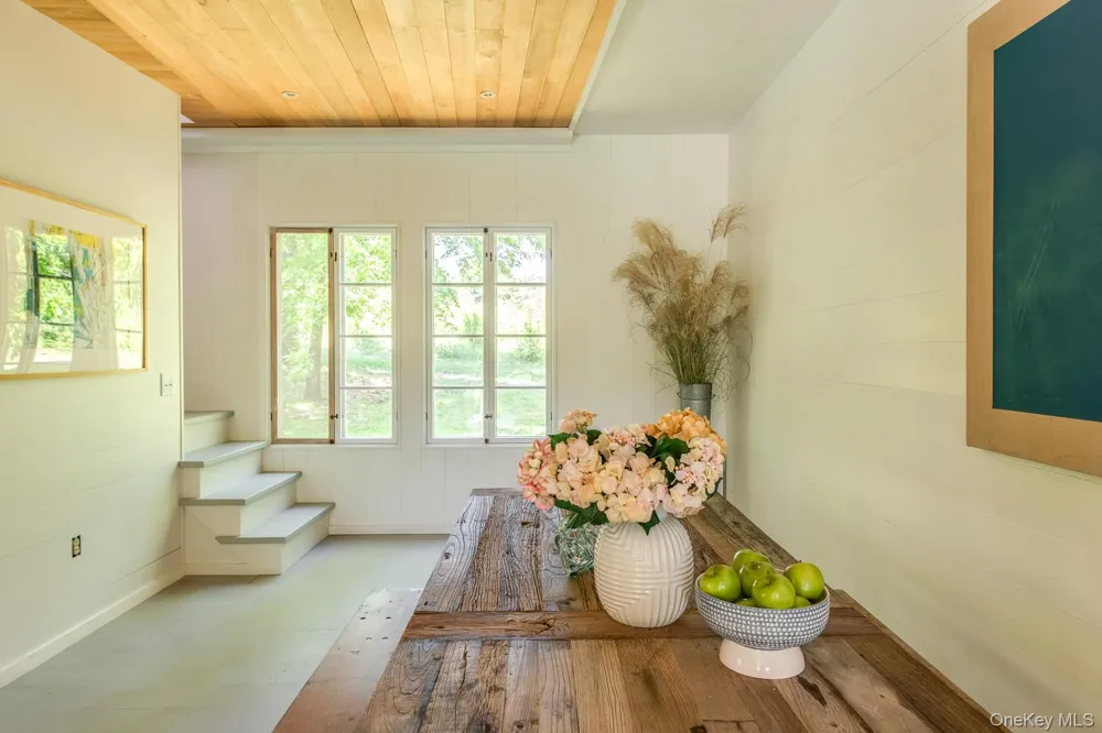 275 Pitts Road Chatham, NY 12136