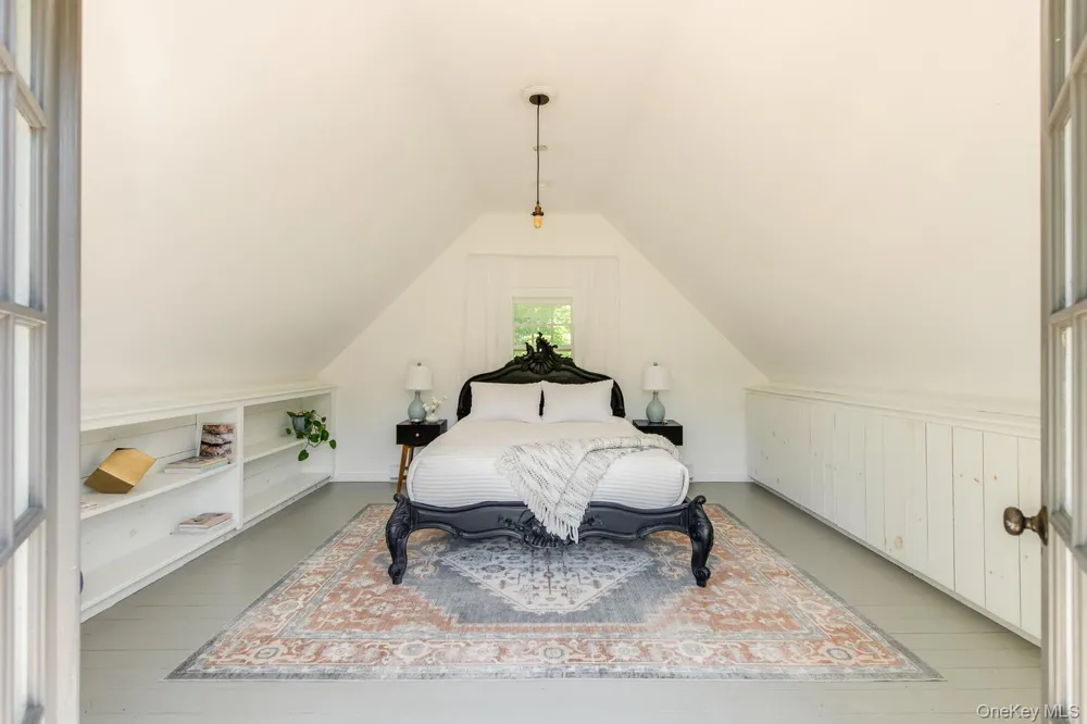 275 Pitts Road Chatham, NY 12136