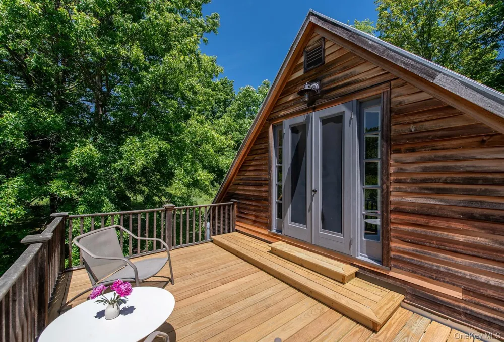 275 Pitts Road Chatham, NY 12136