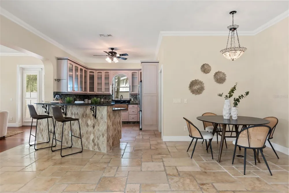 255 W GEORGE AVENUE Maitland, FL 32751