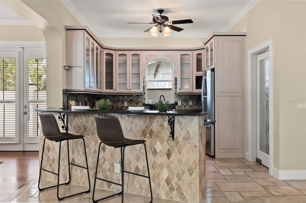 255 W GEORGE AVENUE Maitland, FL 32751