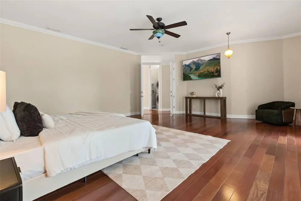 255 W GEORGE AVENUE Maitland, FL 32751