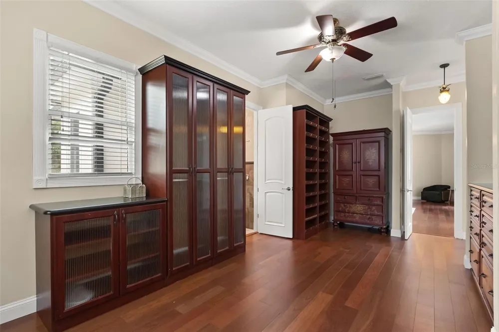 255 W GEORGE AVENUE Maitland, FL 32751