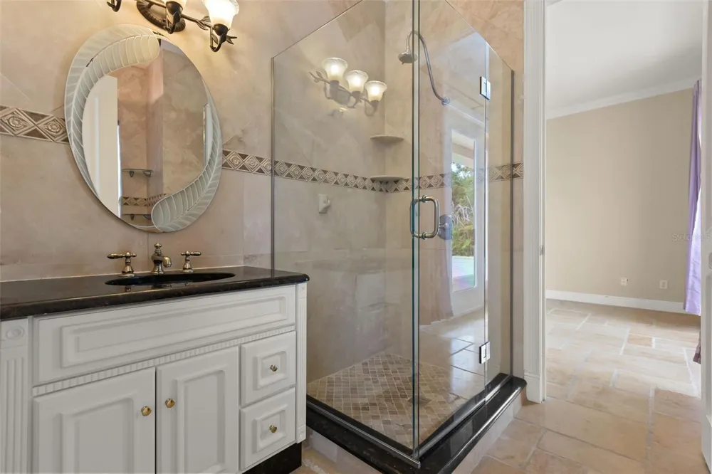 255 W GEORGE AVENUE Maitland, FL 32751