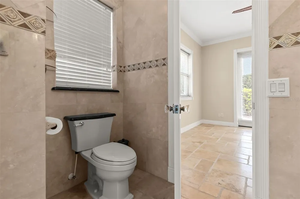 255 W GEORGE AVENUE Maitland, FL 32751