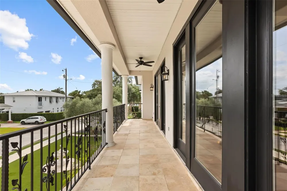 255 W GEORGE AVENUE Maitland, FL 32751
