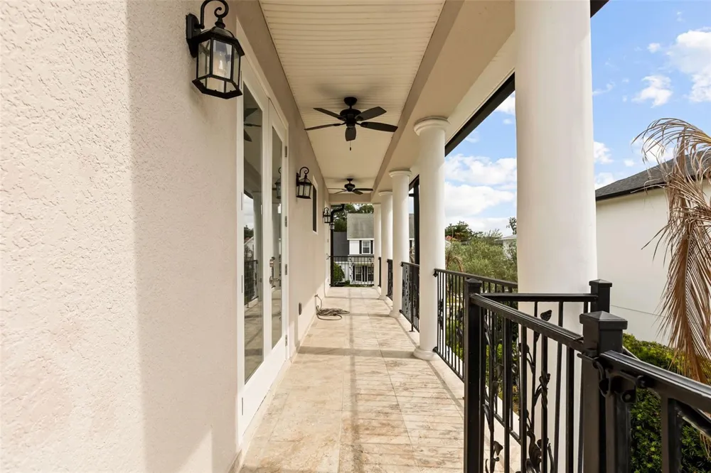 255 W GEORGE AVENUE Maitland, FL 32751