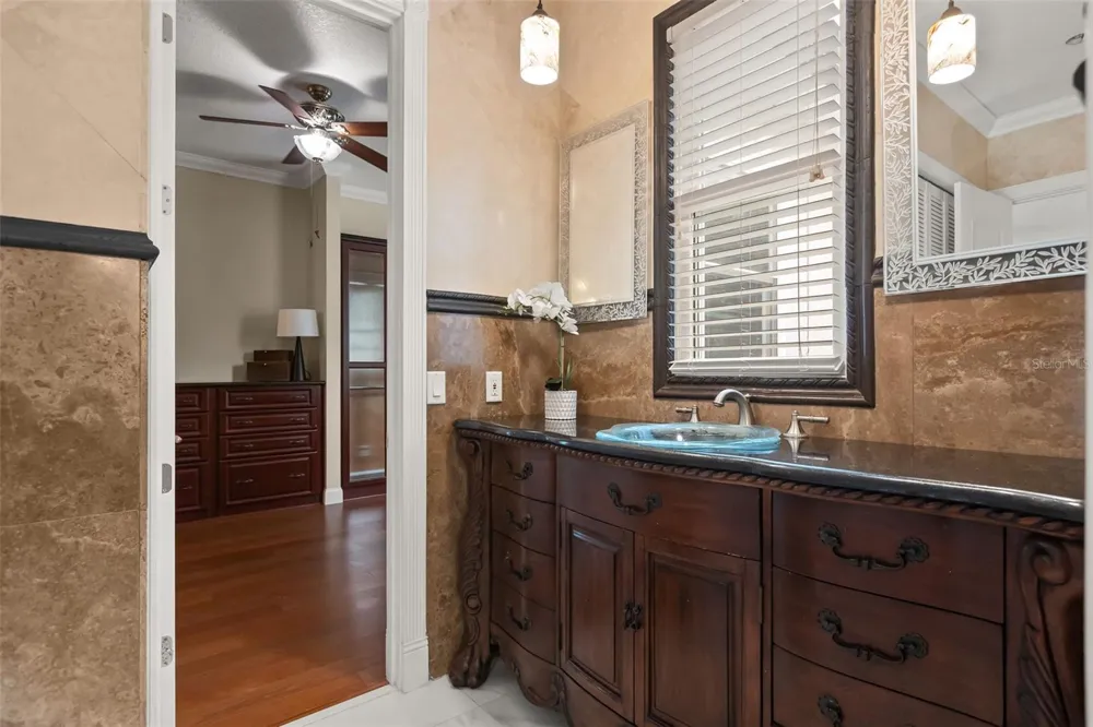 255 W GEORGE AVENUE Maitland, FL 32751