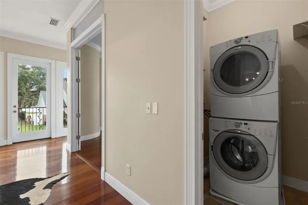 255 W GEORGE AVENUE Maitland, FL 32751