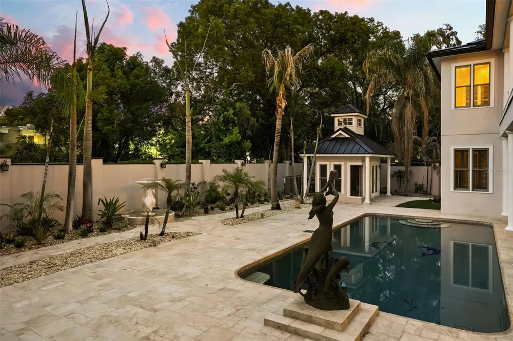255 W GEORGE AVENUE Maitland, FL 32751