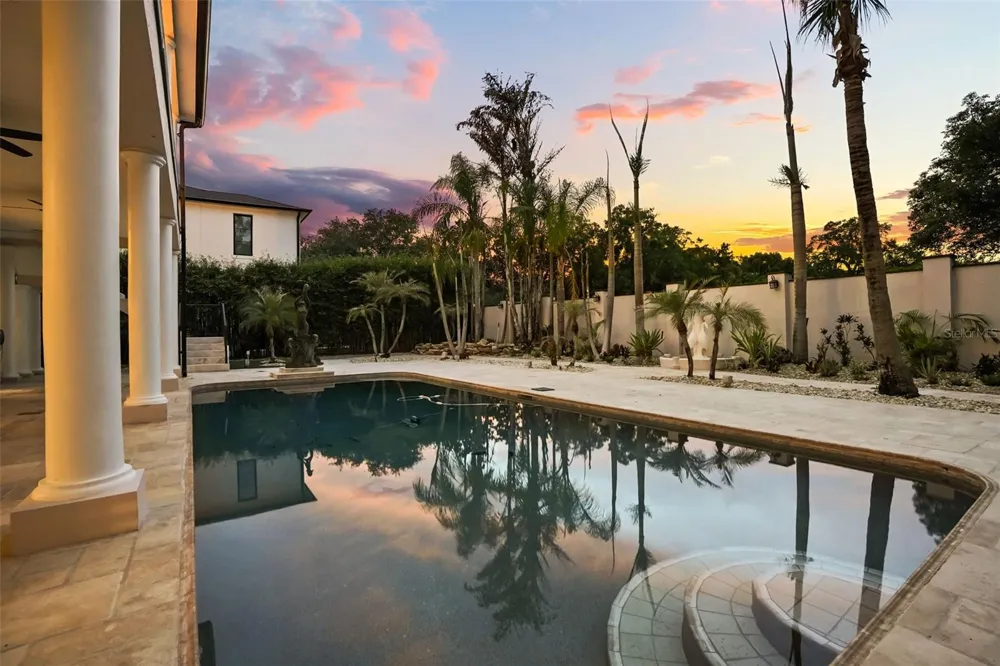 255 W GEORGE AVENUE Maitland, FL 32751