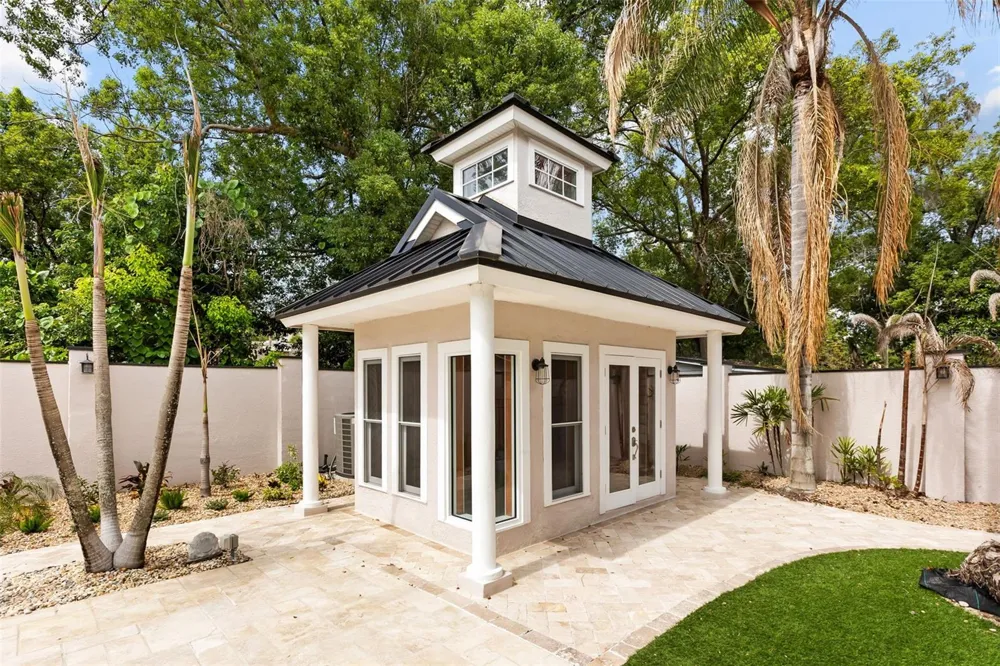 255 W GEORGE AVENUE Maitland, FL 32751